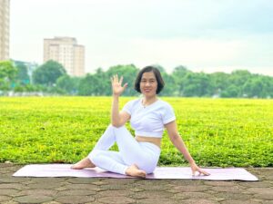 Baner Học Yoga Online